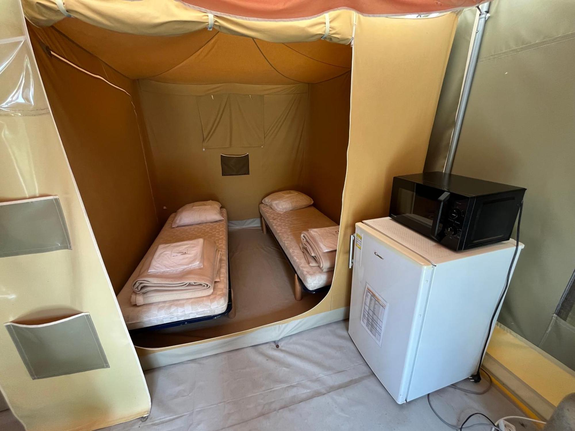 Camping De Монлуи-сюр-Луар Экстерьер фото